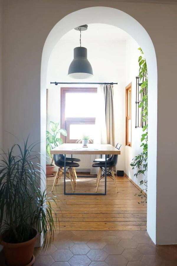 Cosy Roof Flat On 5th Floor With Bosphorus View Apartament Istanbul