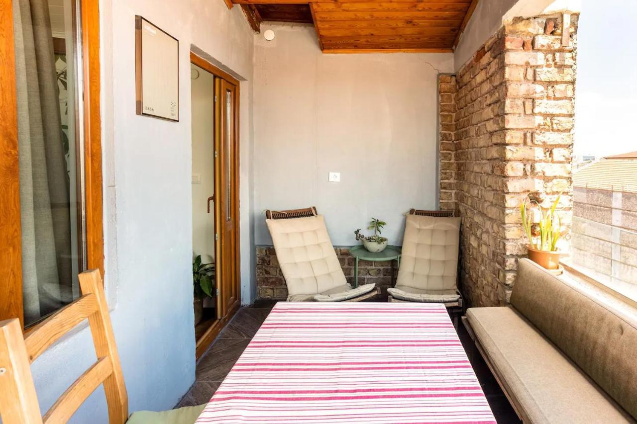 Cosy Roof Flat On 5th Floor With Bosphorus View Apartament Istanbul